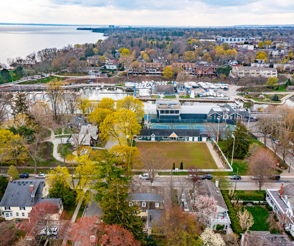 Interlocking, Milton Stone, Driveway Replacement, Retaining Walls, Concrete Services, Asphalt Paving, Landscaping, Oakville interlocking contractor, oakville driveway replacement, milton stone landscaping, oakville asphalt paving company, concrete services in oakville ontario