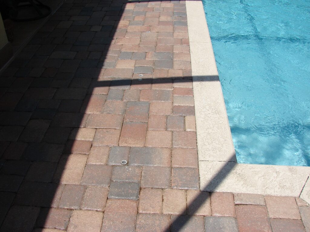 brick paver, pool water, swimming pool-318324.jpg