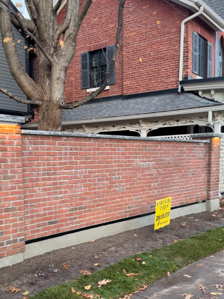 oakville bricks expert, masonry contractor in oakville, oakville bricklayers, oakville masonry services, oakville masonry professional, east oakville masonry experts